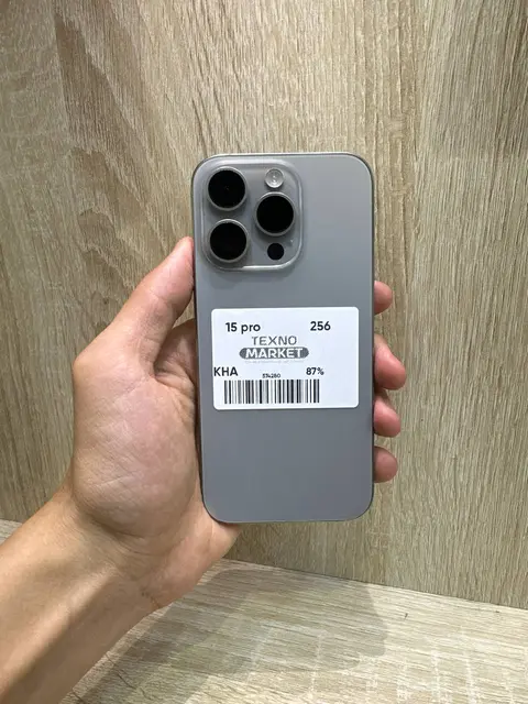 iPhone 15 Pro 256GB