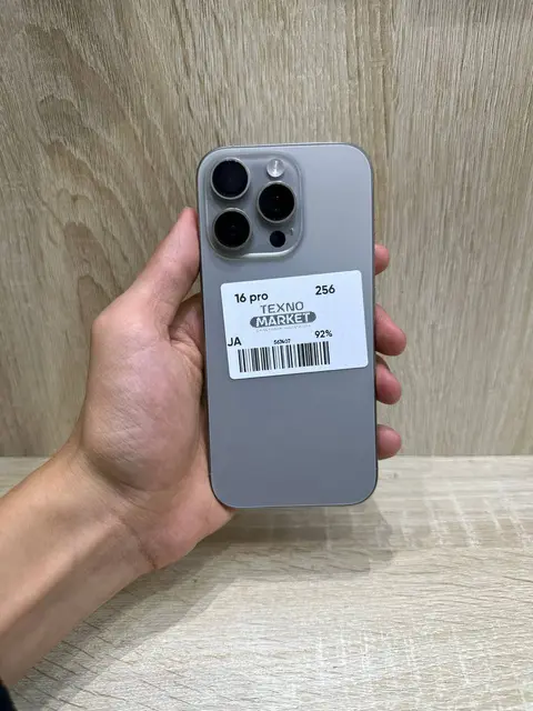 iPhone 16 Pro 256GB