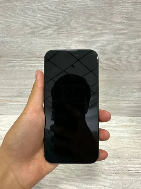 iPhone 15 256GB